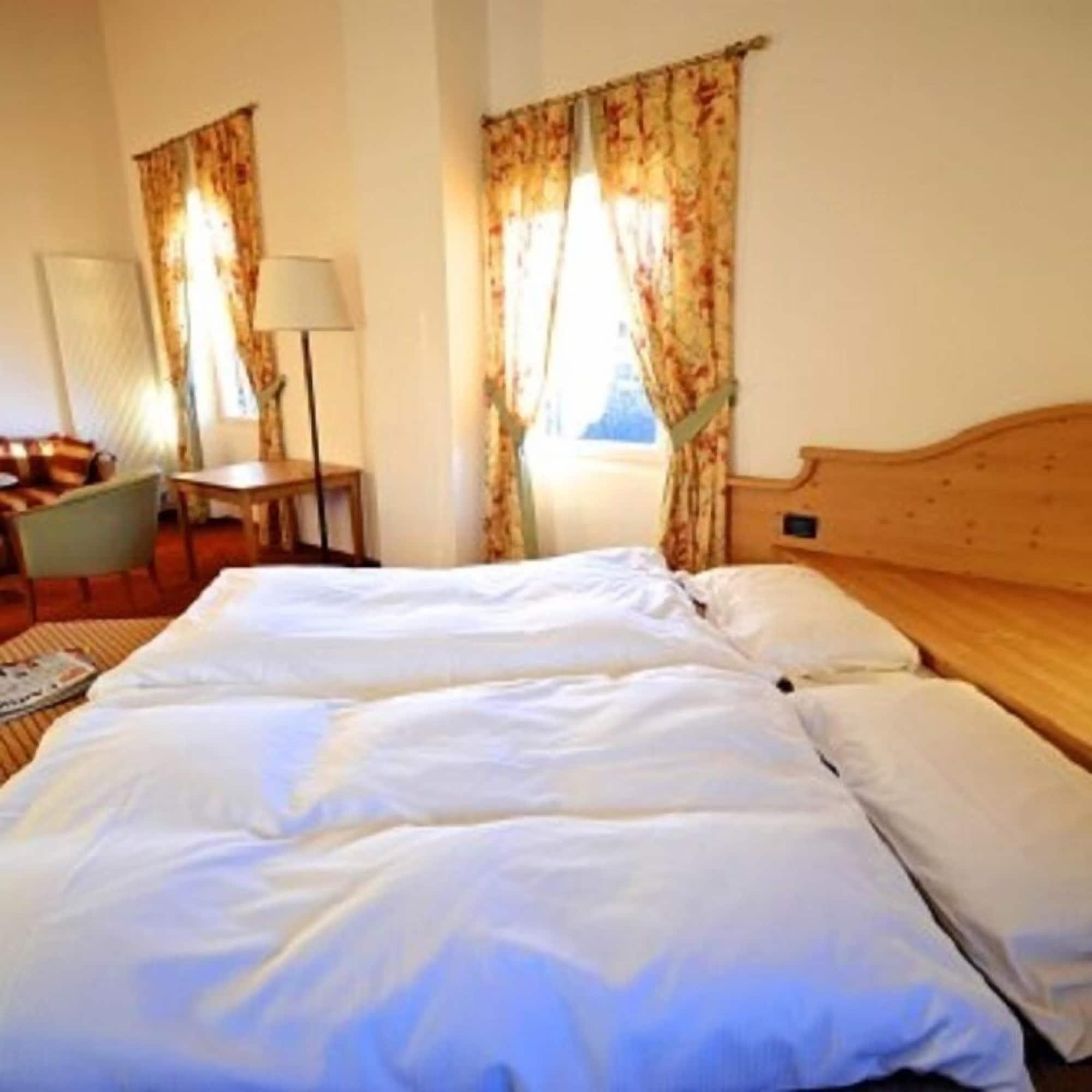 Hotel Wellness E Stella Delle Alpi Ronzone